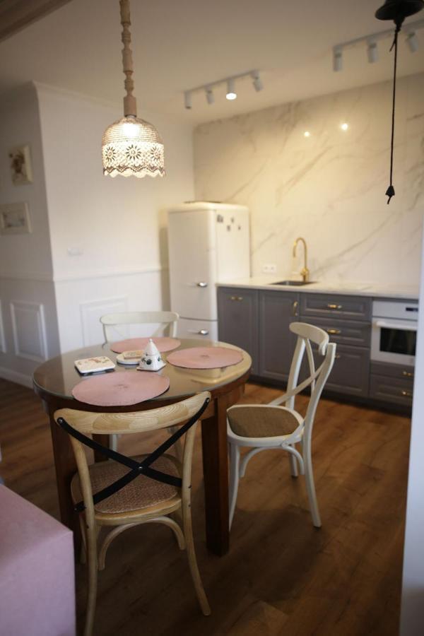 Apartament Biala Sowa - Weisse Eule Apartment Kołobrzeg Exterior foto
